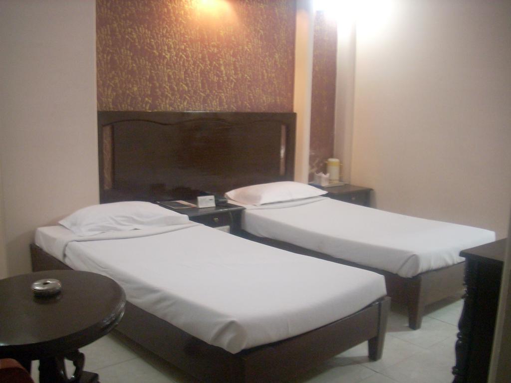 Hotel Ganga Ratan Agra  Zimmer foto